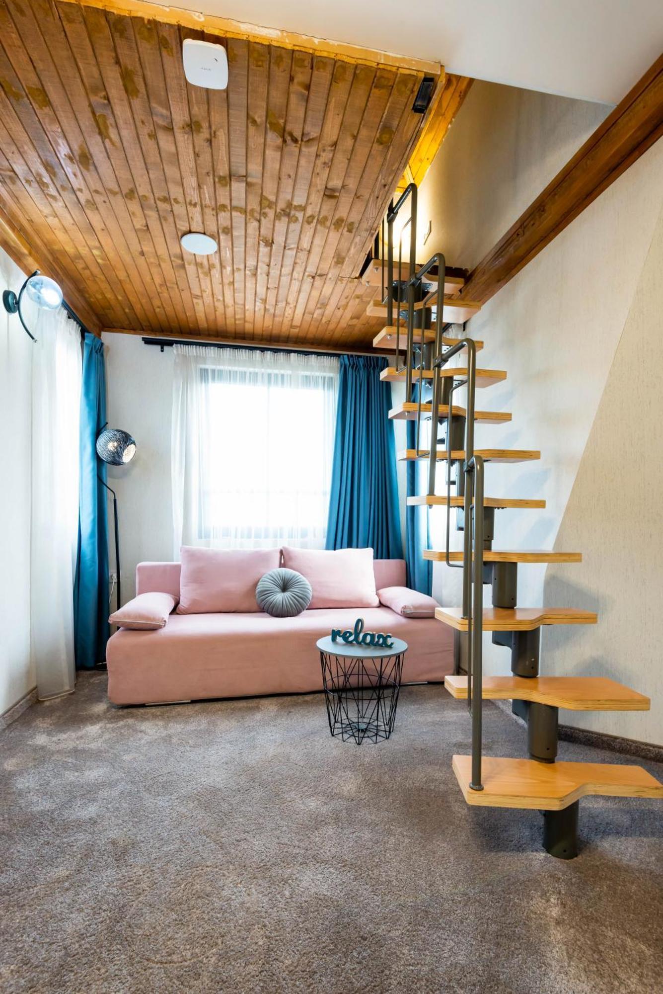 Aurora Hills Hotel Пловдив Экстерьер фото