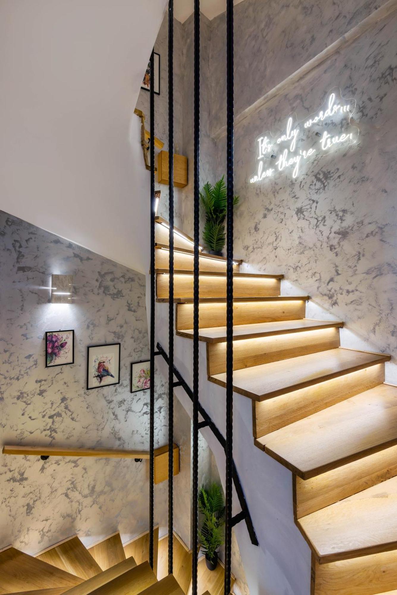 Aurora Hills Hotel Пловдив Экстерьер фото