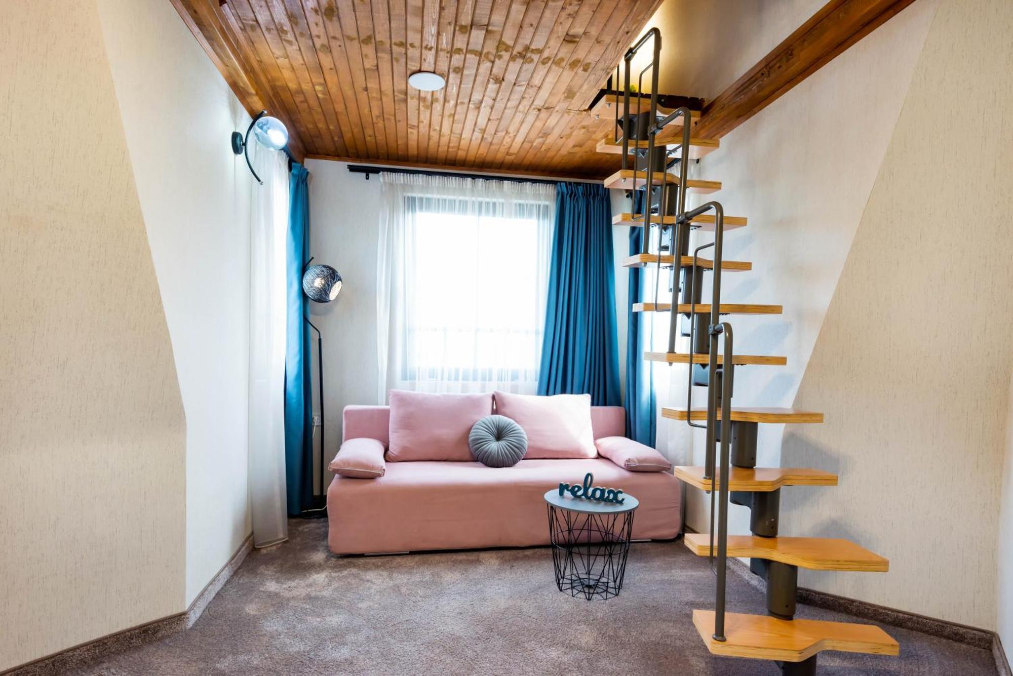 Aurora Hills Hotel Пловдив Экстерьер фото
