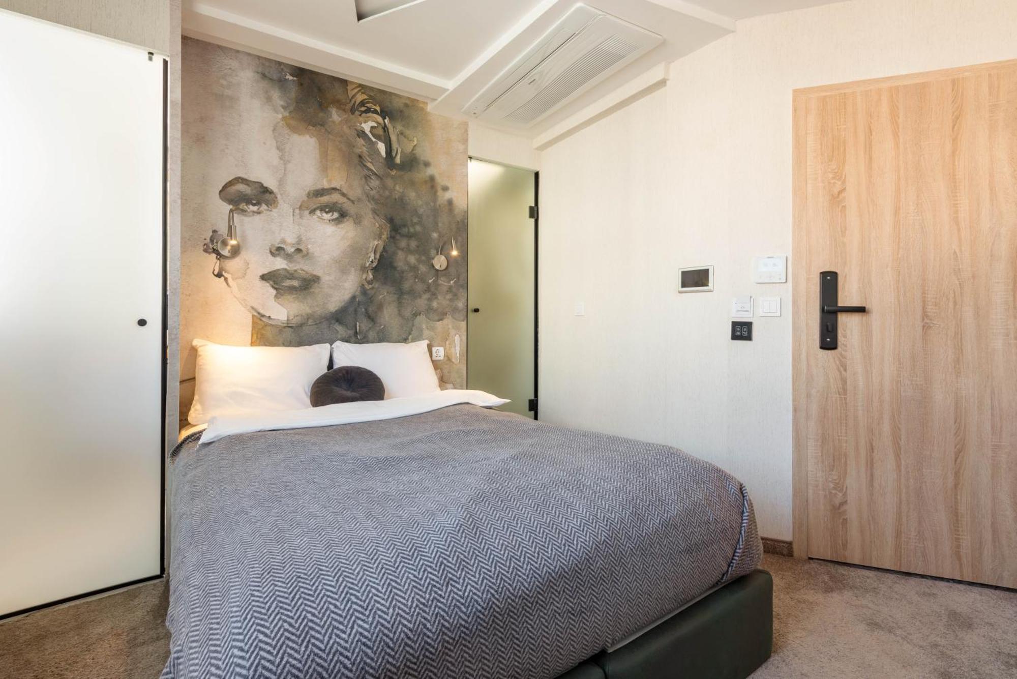 Aurora Hills Hotel Пловдив Экстерьер фото