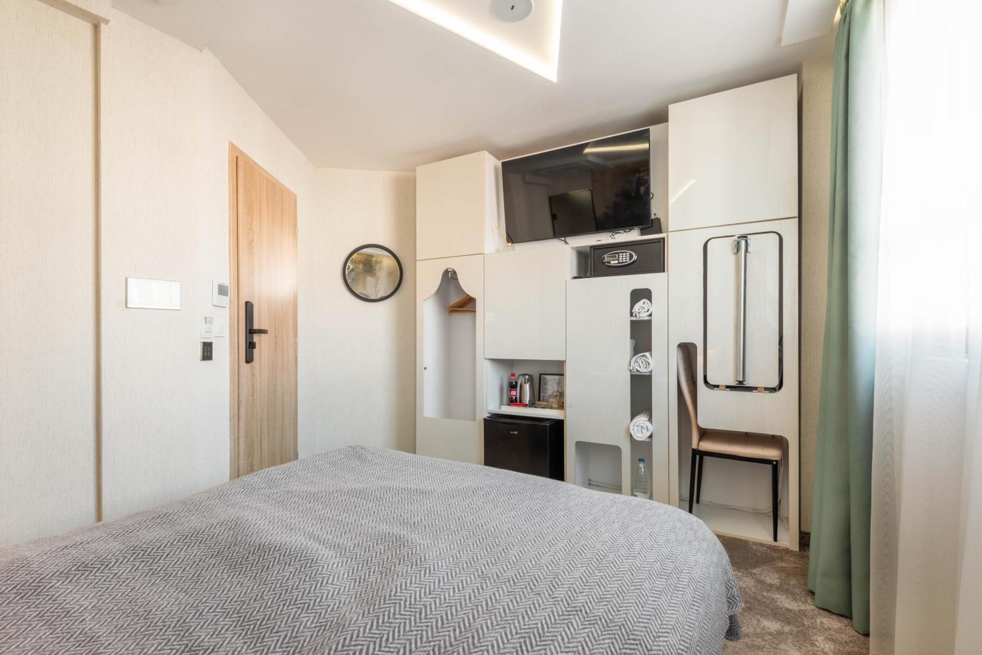 Aurora Hills Hotel Пловдив Экстерьер фото