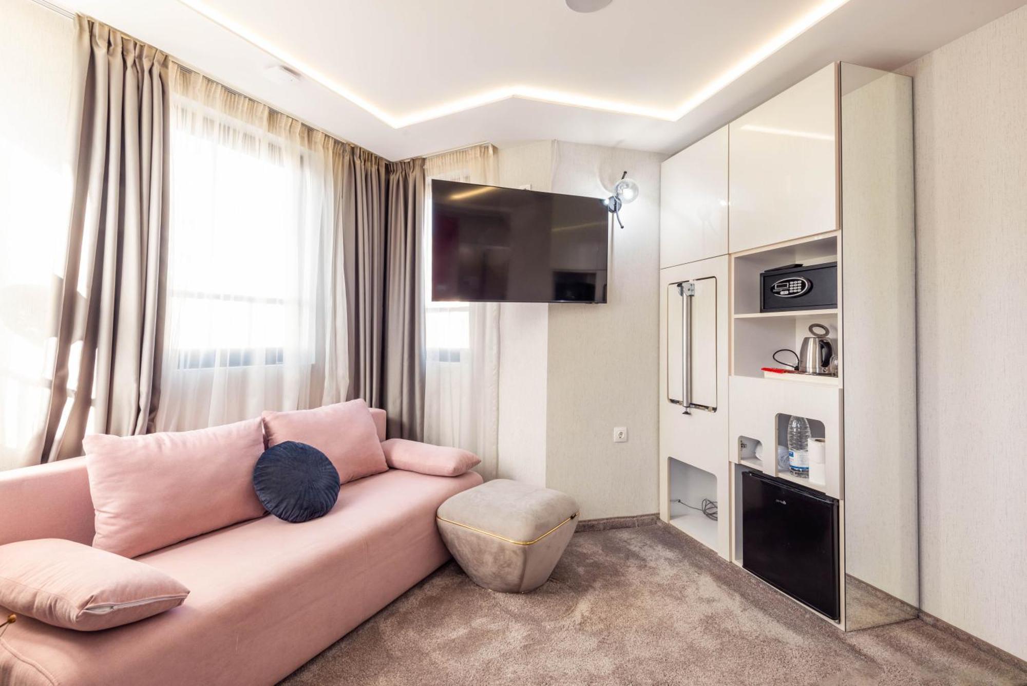 Aurora Hills Hotel Пловдив Экстерьер фото